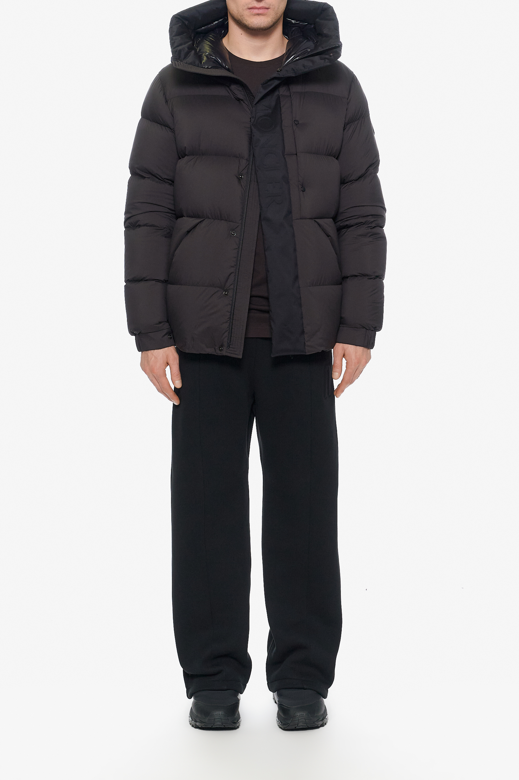 Moncler Пуховик