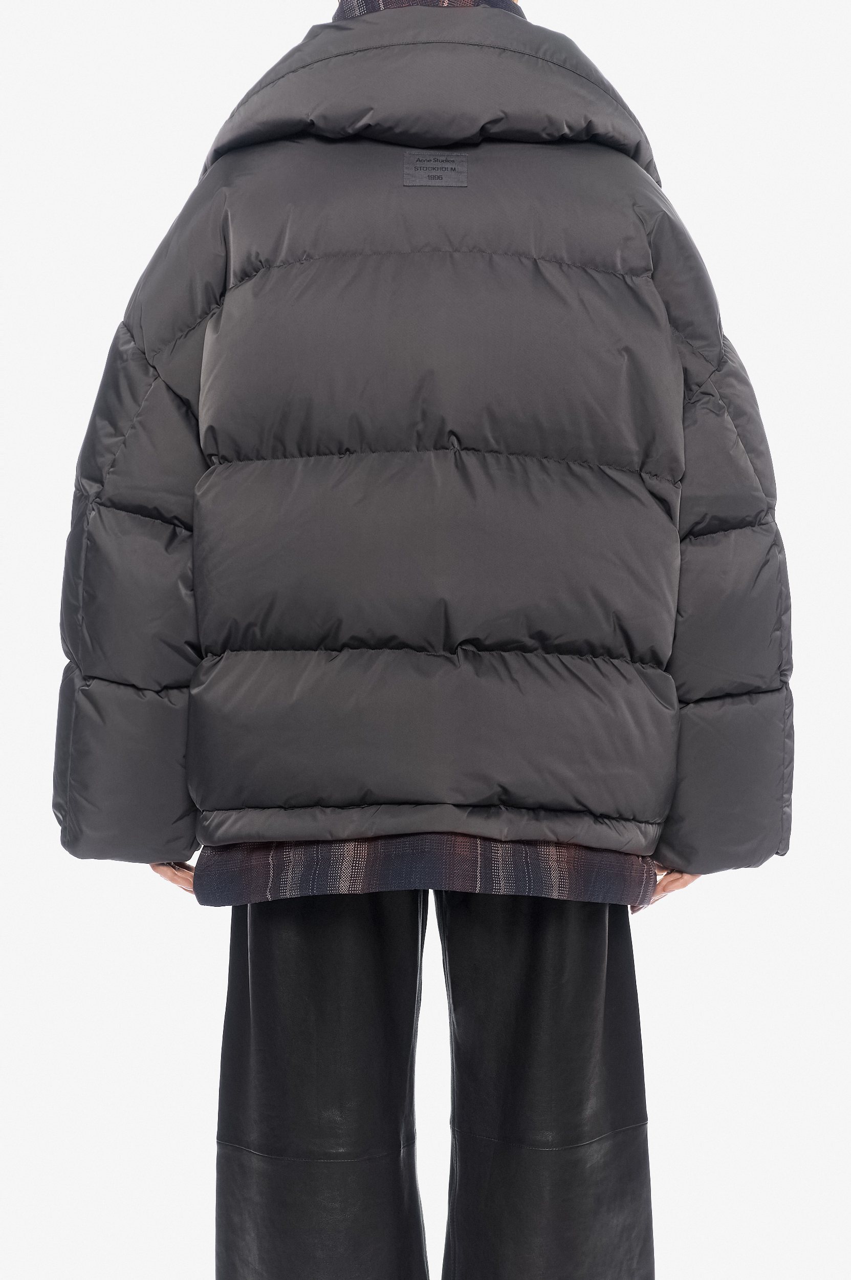 Acne Studios Пуховик
