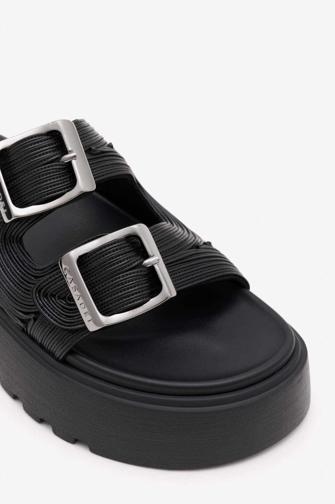 Casadei Шльопанці