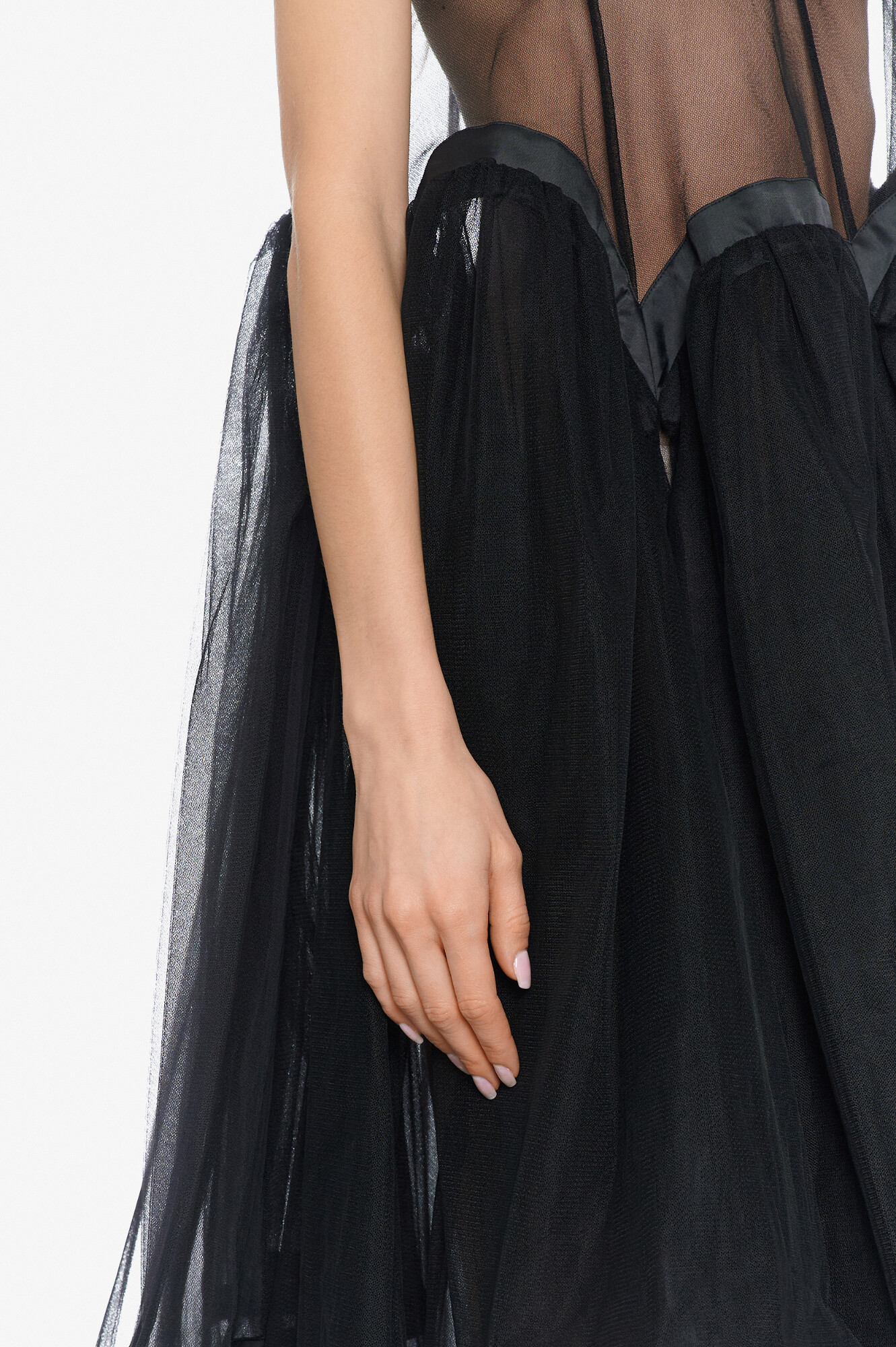 Noir Kei Ninomiya Сукня