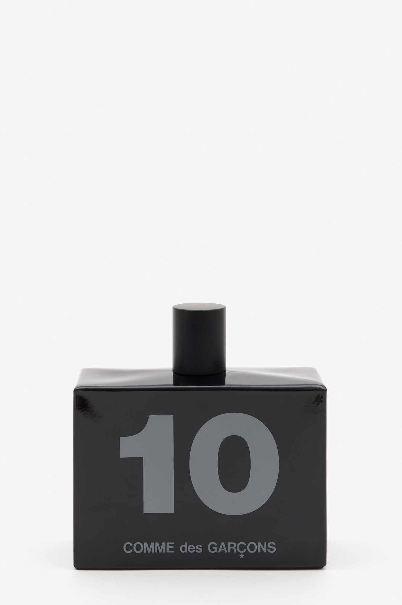 Comme Des Garcons Parfums Парфуми