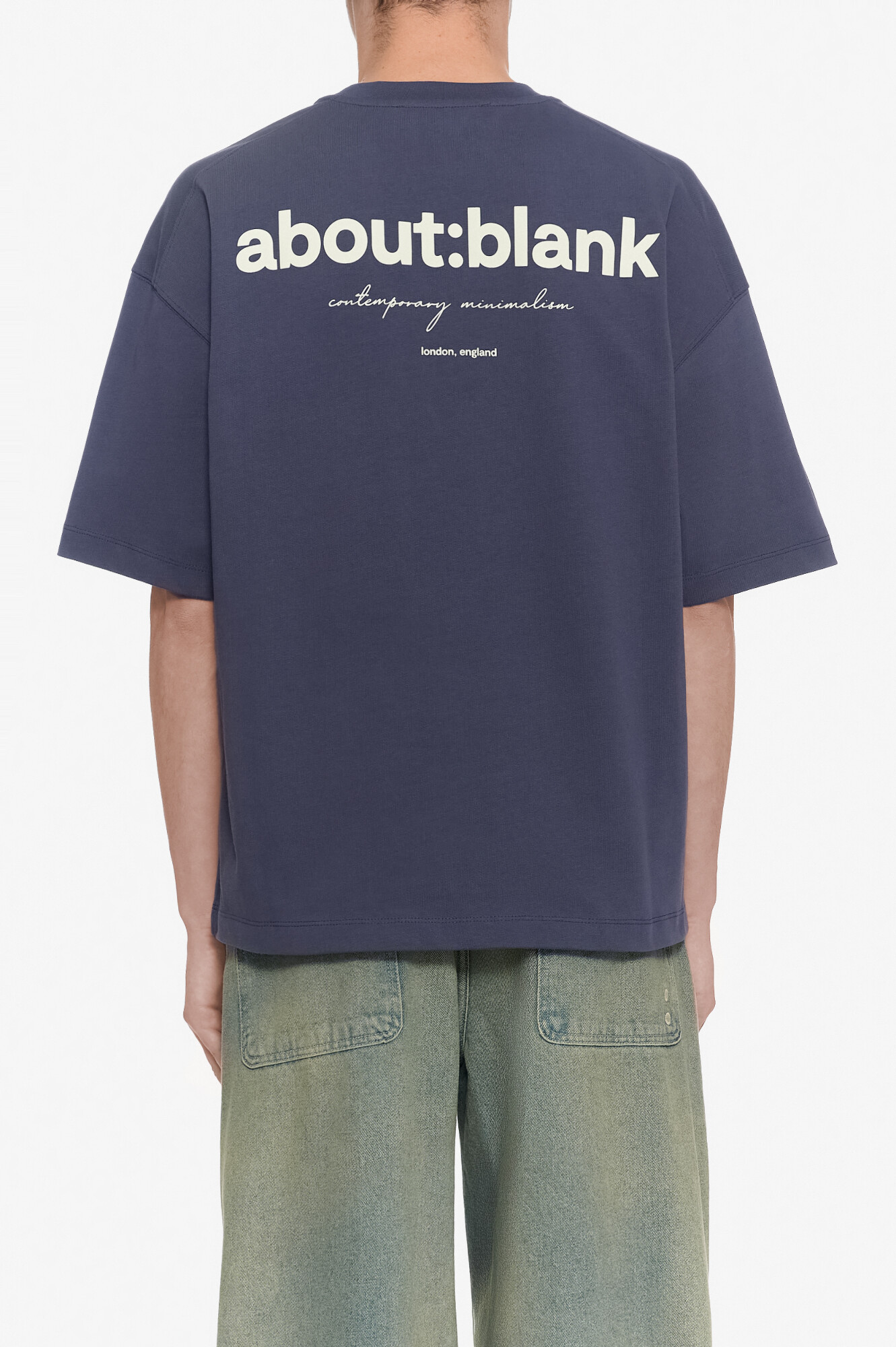About Blank Футболка