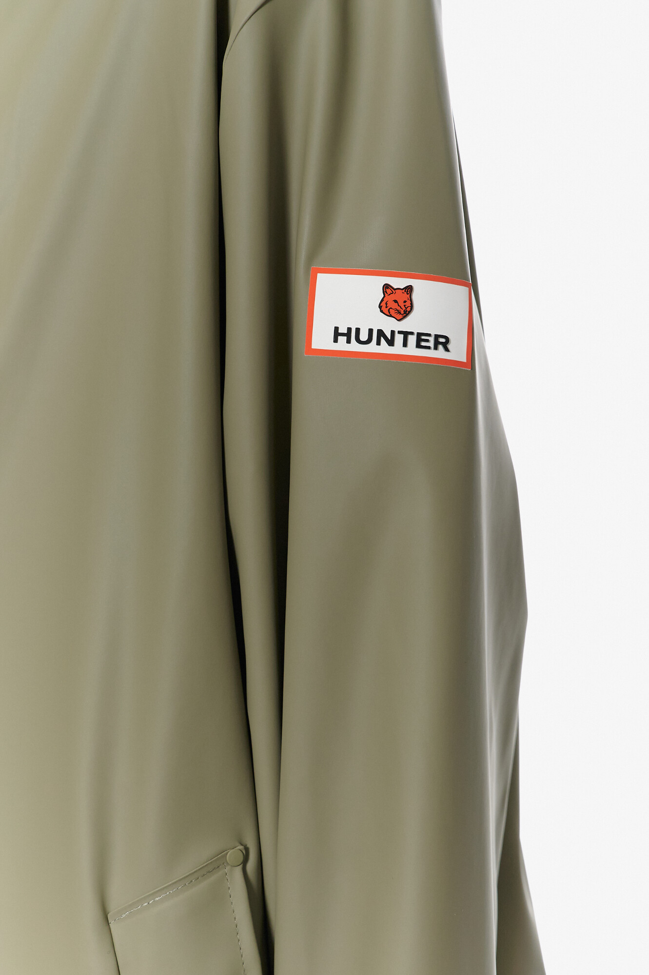 Maison Kitsune X Hunter Плащ
