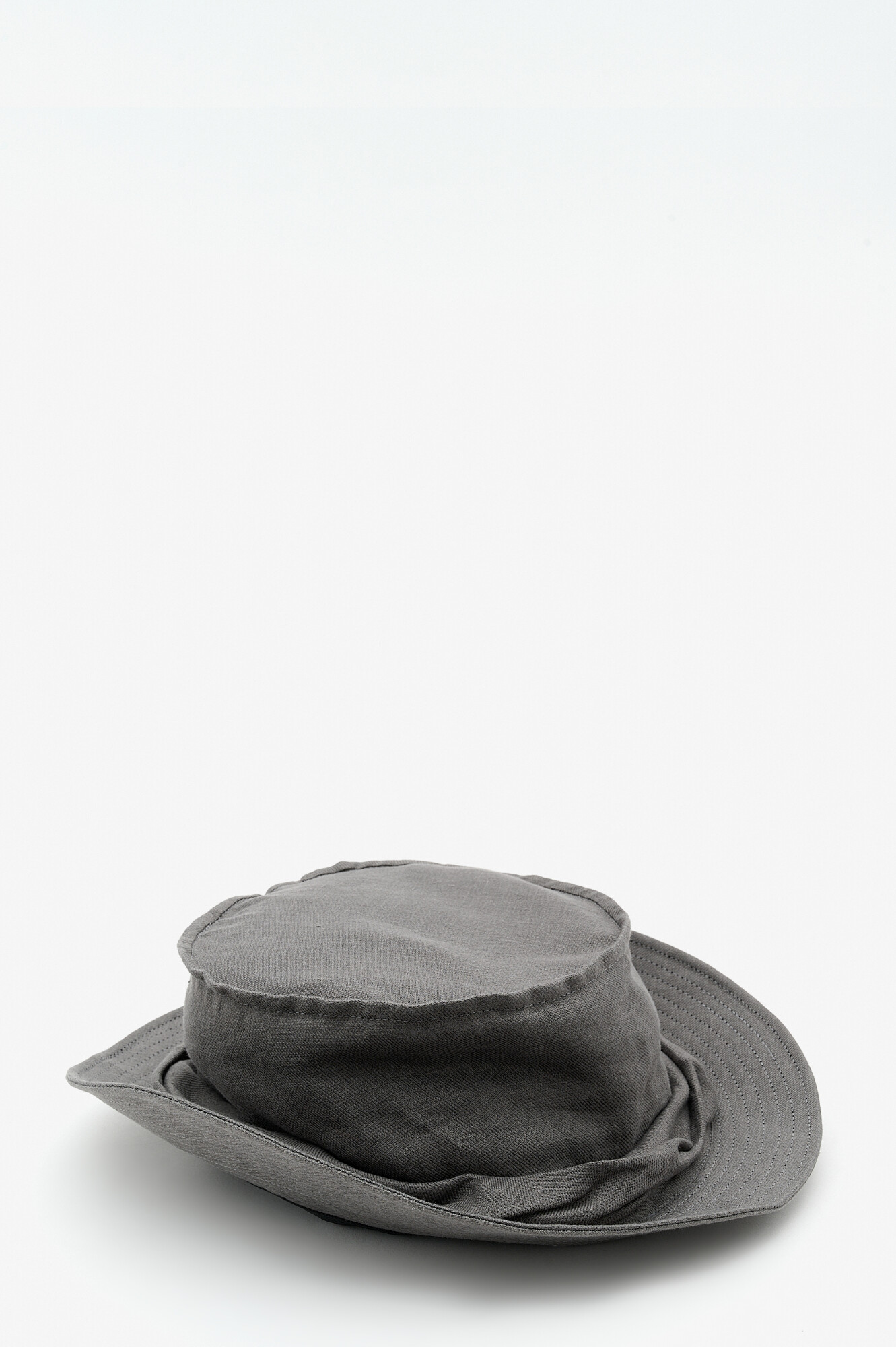 Yohji Yamamoto Шляпа