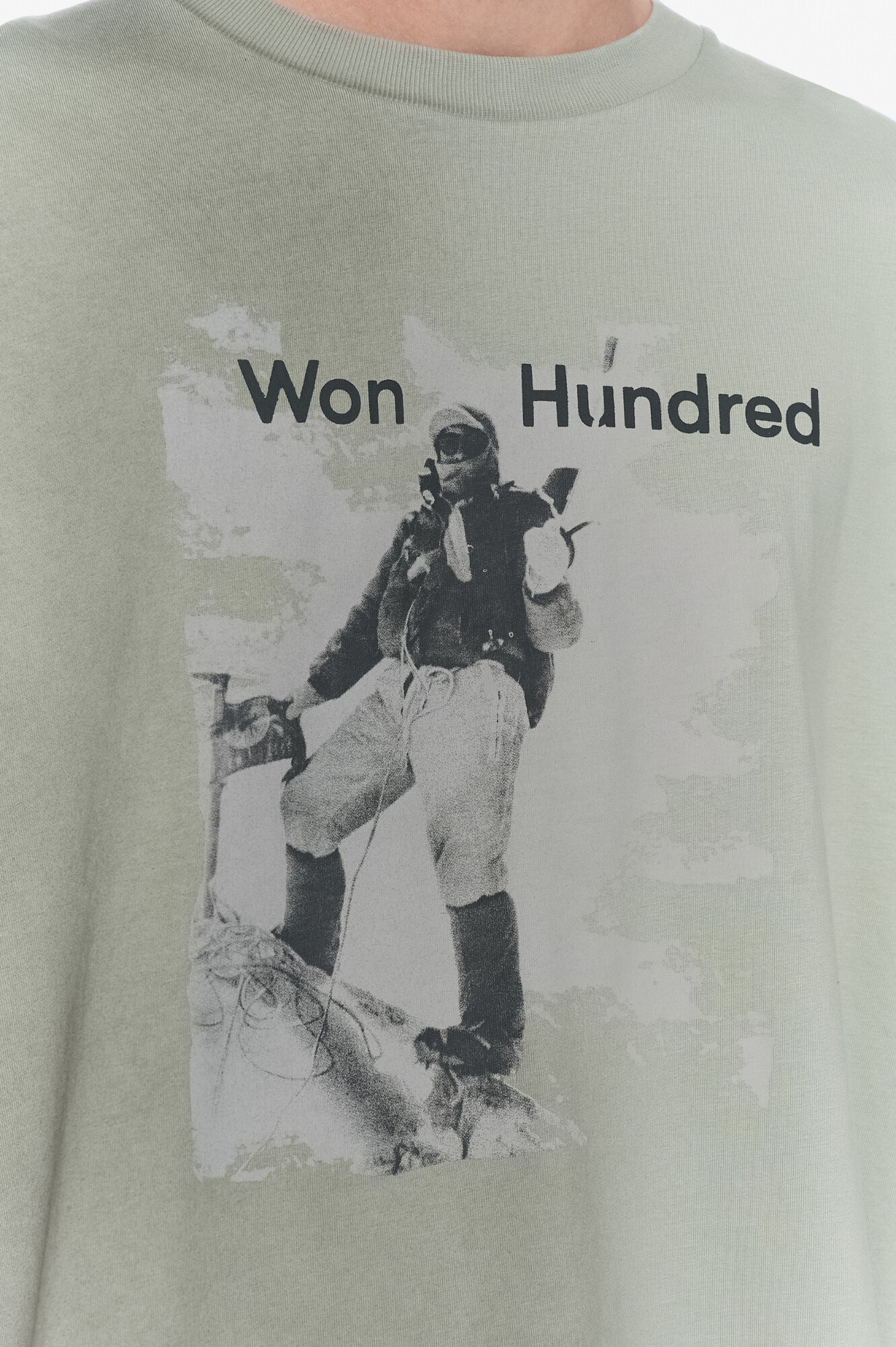 Won Hundred Футболка
