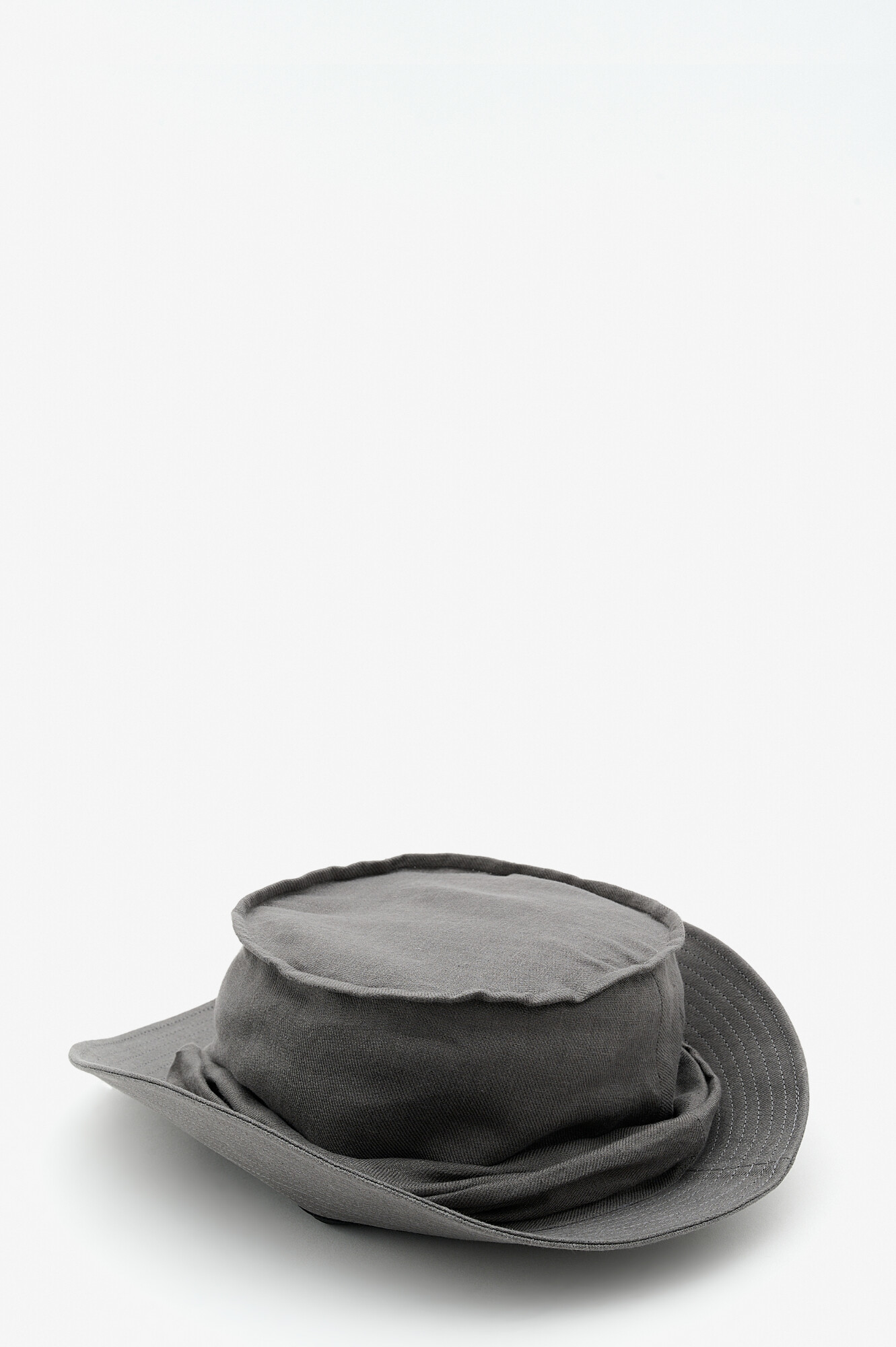 Yohji Yamamoto Шляпа