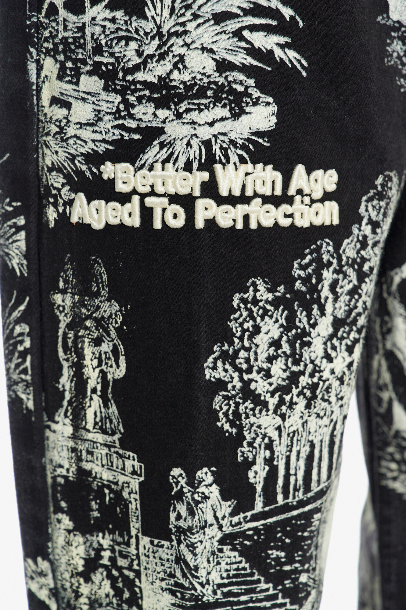Better With Age Джинси