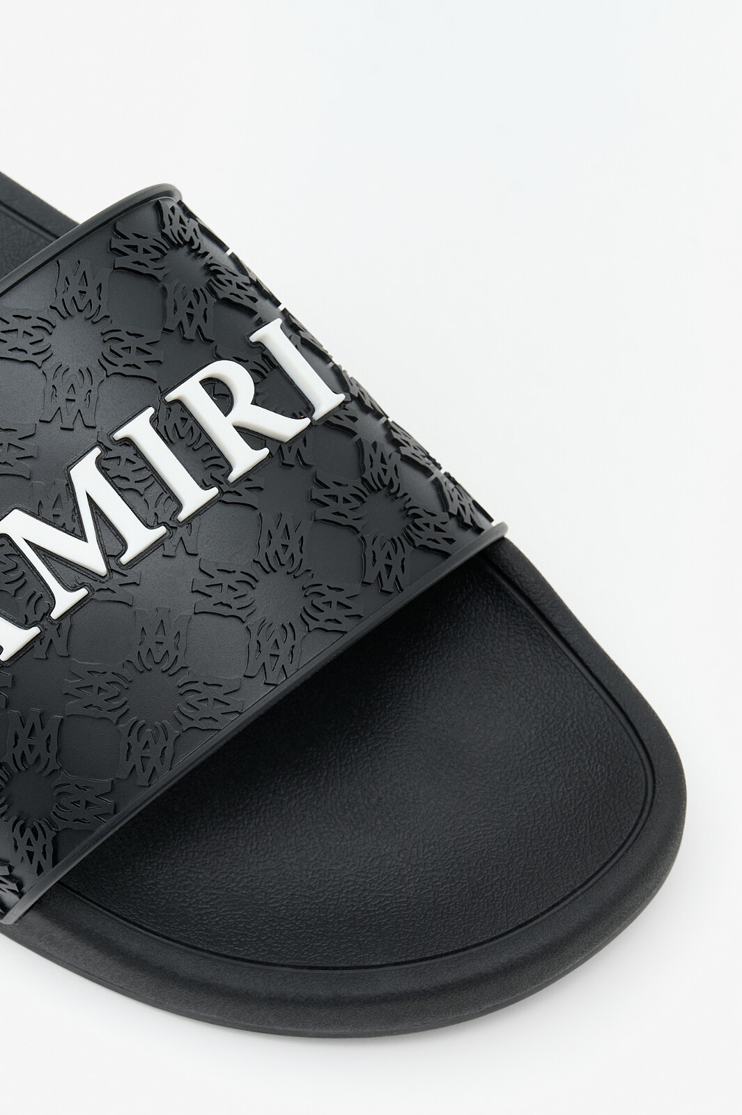 Amiri Шльопанці