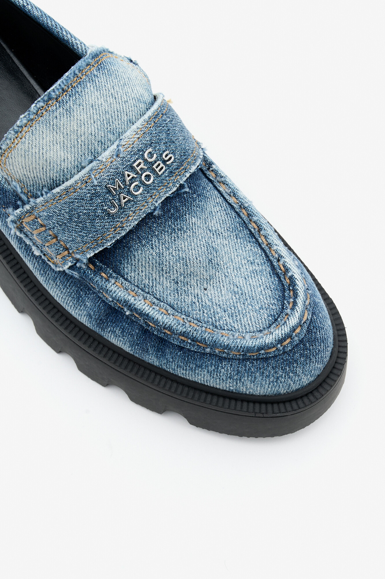 Marc Jacobs Лофери