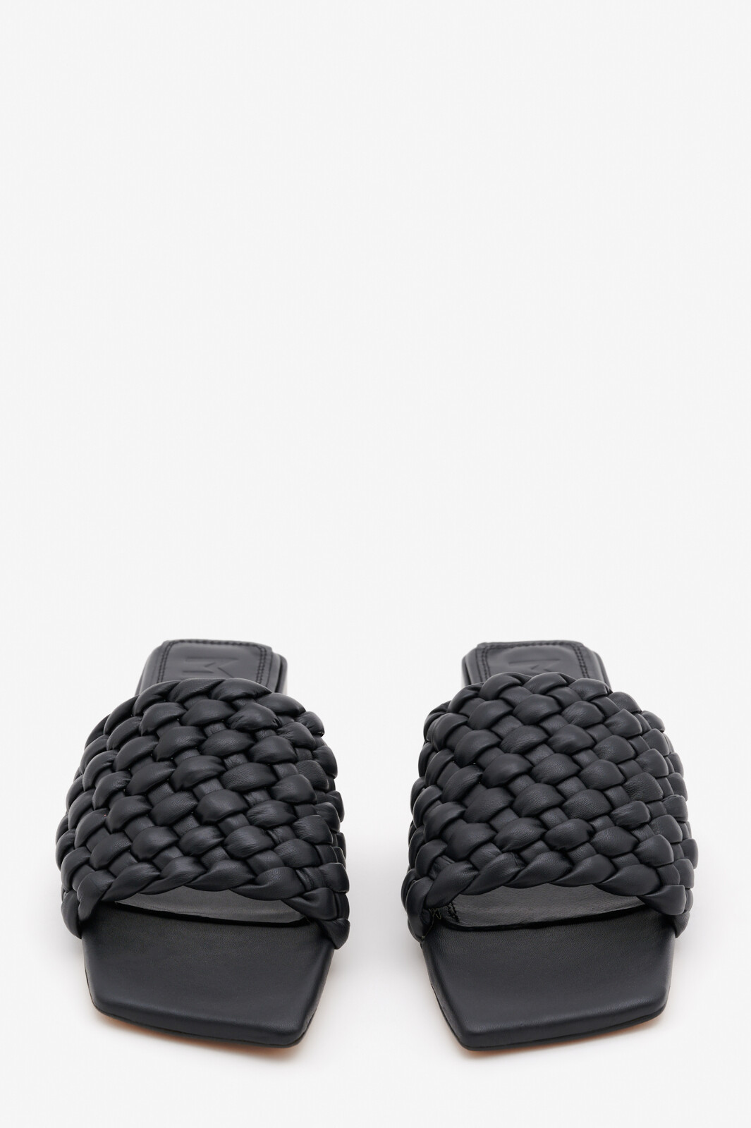Souliers Martinez Шльопанці