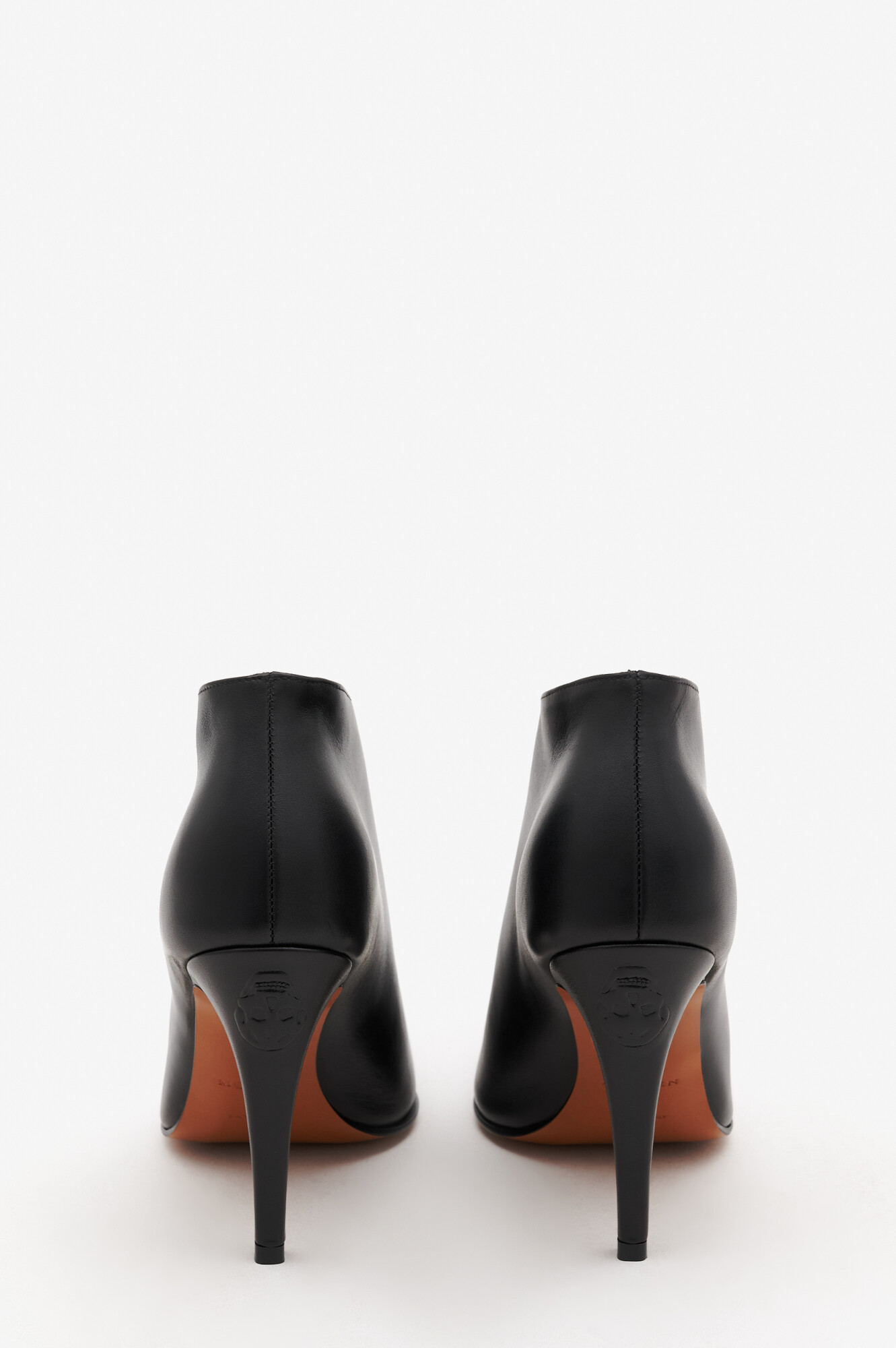 Mcqueen Ботильйони