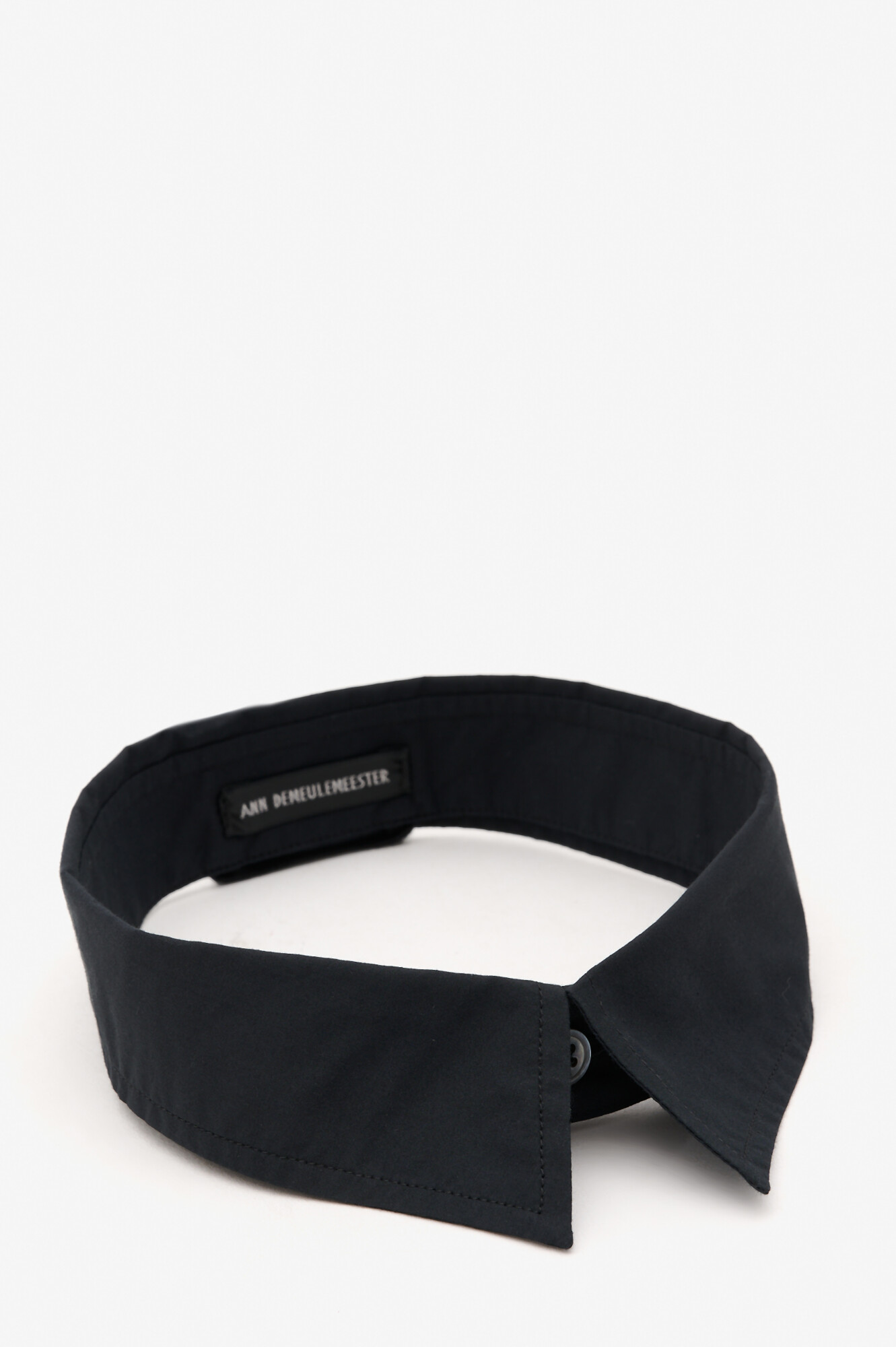Ann Demeulemeester Комір