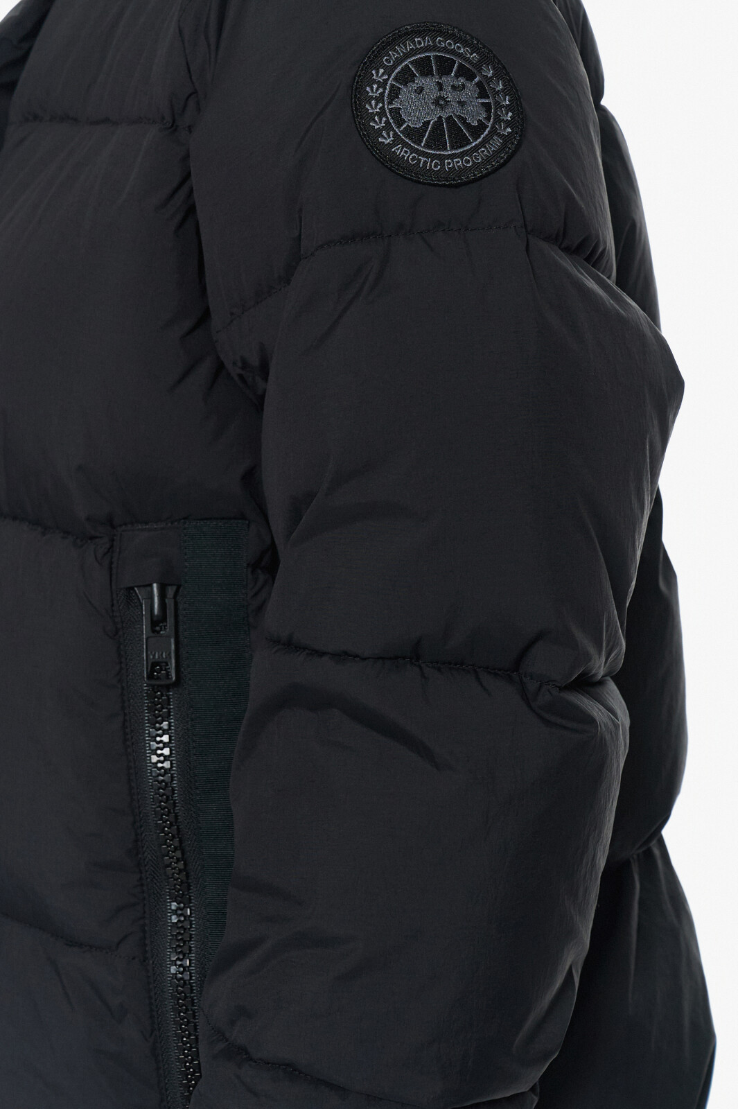Canada Goose Пуховик