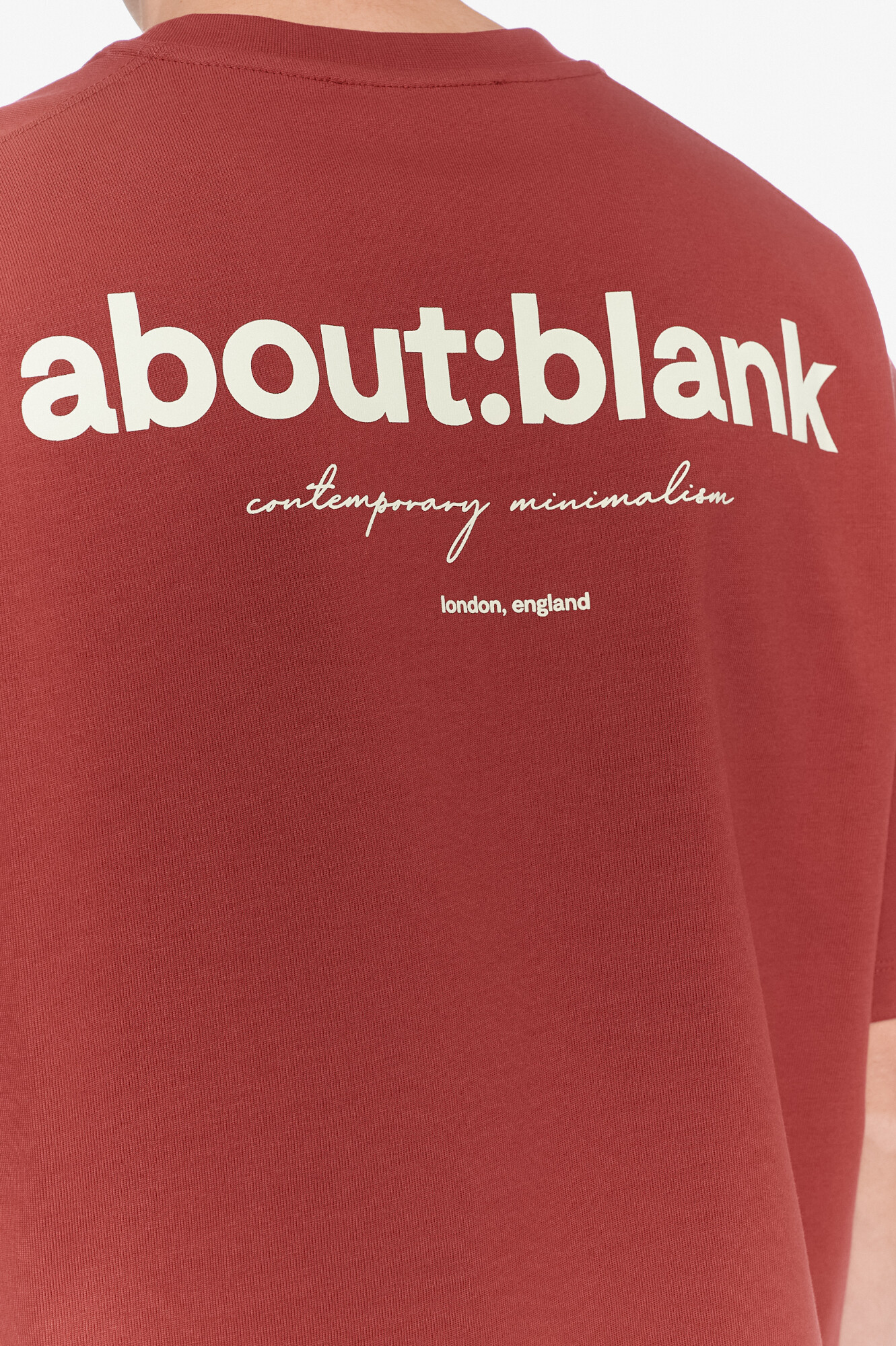 About Blank Футболка
