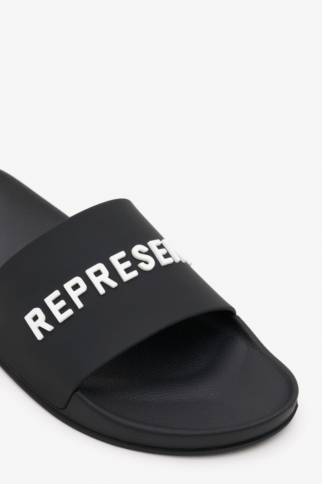 Represent Шльопанці