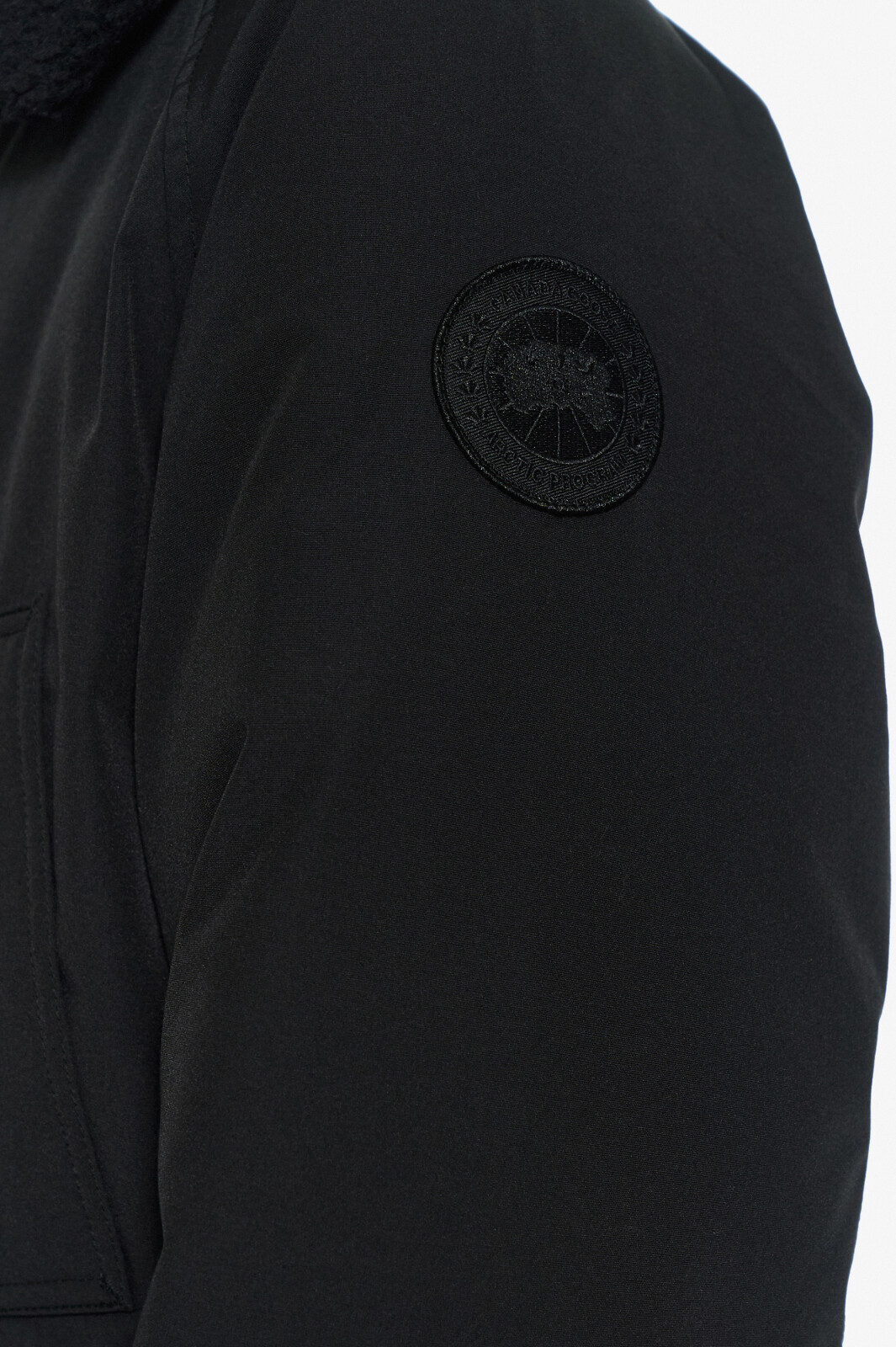 Canada Goose Бомбер